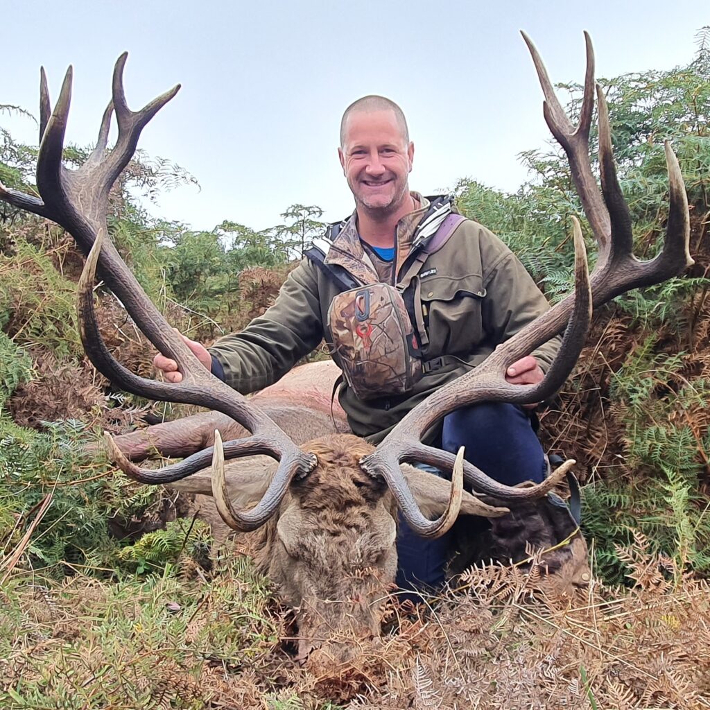 new zealand red stag hunting guides south island